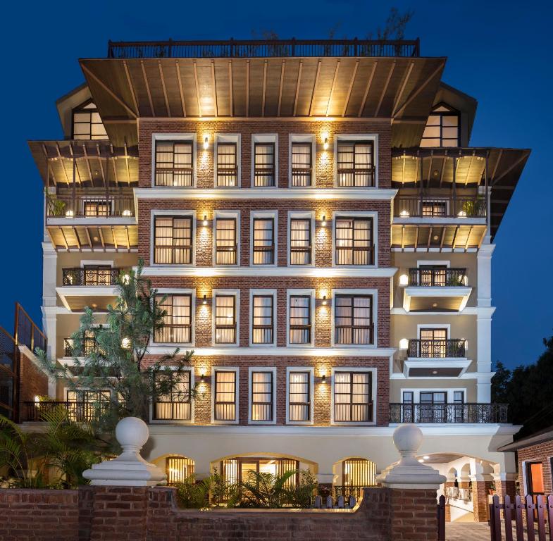 Main property image